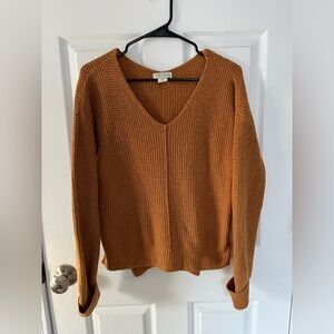 Women’s Burnt Orange Ruby Moon V Neck Pullover Long Sleeve Knit Sweater Small